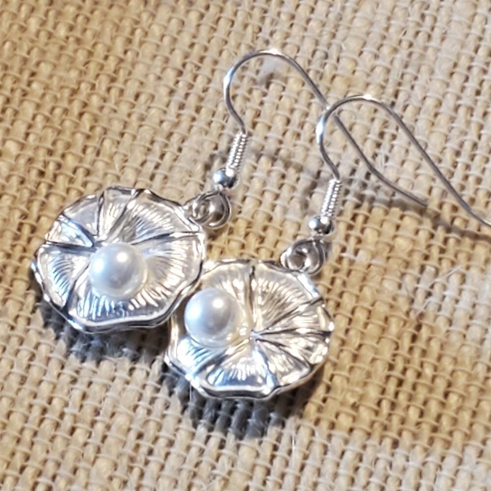 Hand Crafted Silver Plated Lily Pad White Faux Cultured Pearl Dangle Earrings - Picture 5 of 10